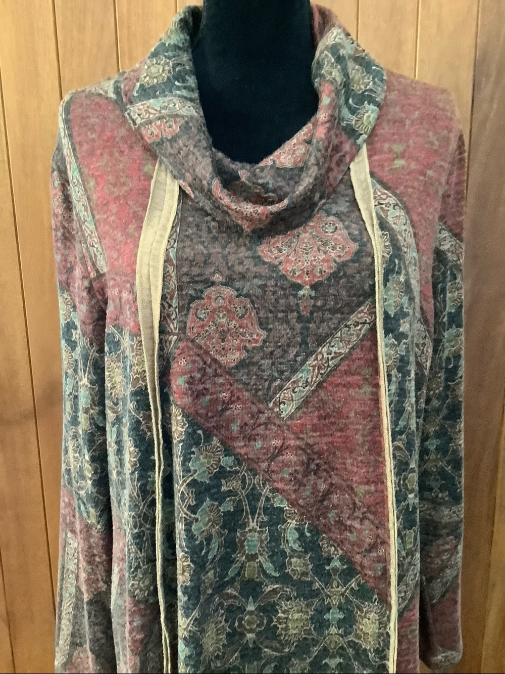 NorthStyle Long Tunic with Geometric Pattern